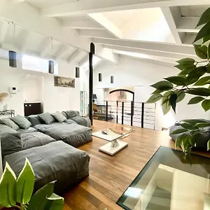 Luxury Industrial Vicino Al Centro Con Garage , Brescia Italia